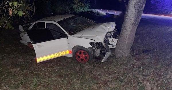 На Тернопільщині водій легкового автомобіля загинув при зіткненні з деревом.