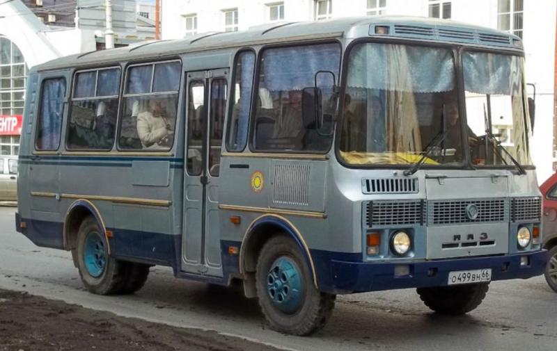 Водії, які працюють в окупованій Херсонській області, вже більше двох місяців не отримують своїх зарплат, повідомляє ЦНС.