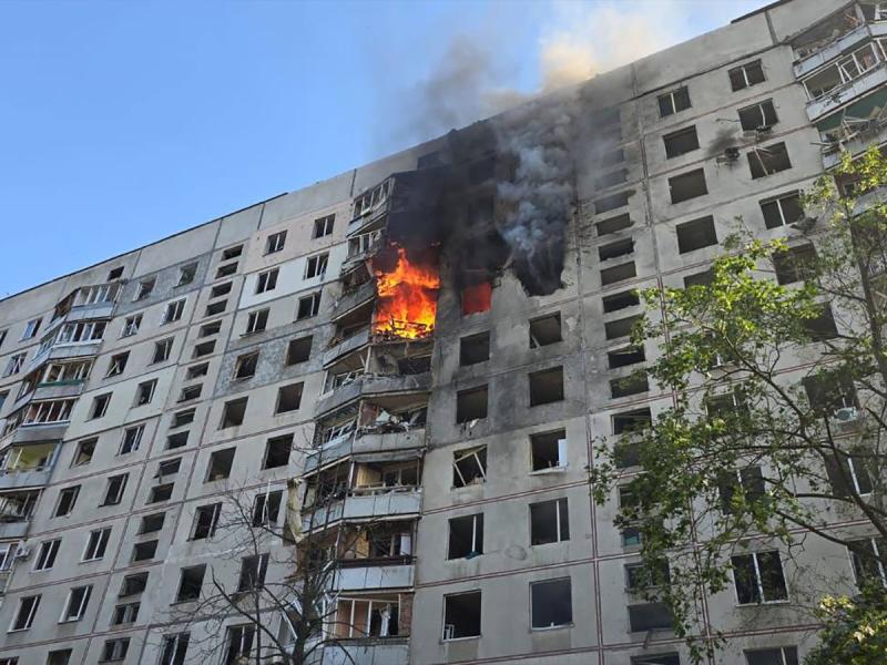 Противник здійснив нові атаки за допомогою КАБів на Харків: серед тих, хто постраждав, є діти.