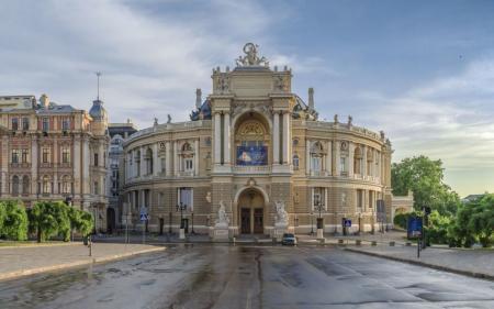 Що спробувати та що придбати: Савва Лібкін поділився кулінарними особливостями Одеси.