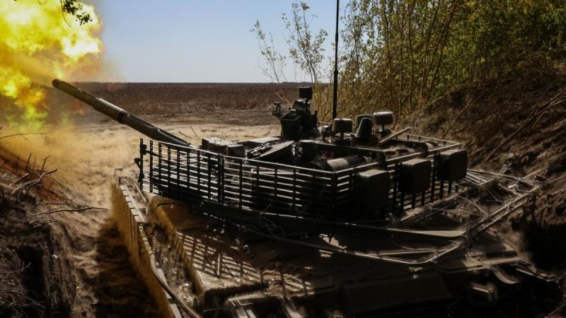 Генеральний штаб повідомляє, що російські сили проявляють найбільшу активність на напрямках Курахового та Покровського.