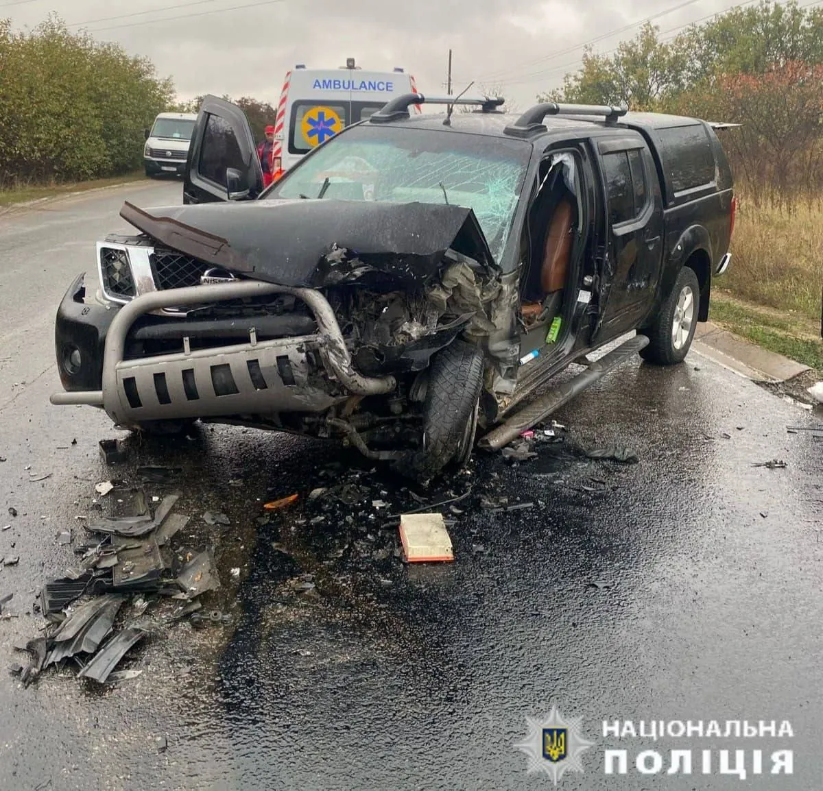 У Київській області сталася аварія, внаслідок якої зіткнулися два легкові автомобілі. Троє людей отримали травми | УНН