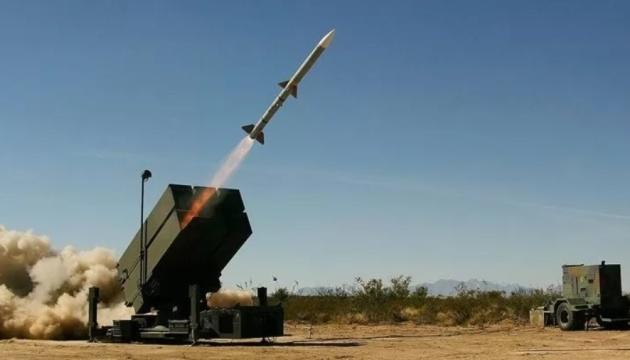 Канада надала Україні систему протиповітряної оборони NASAMS, повідомив Зеленський.